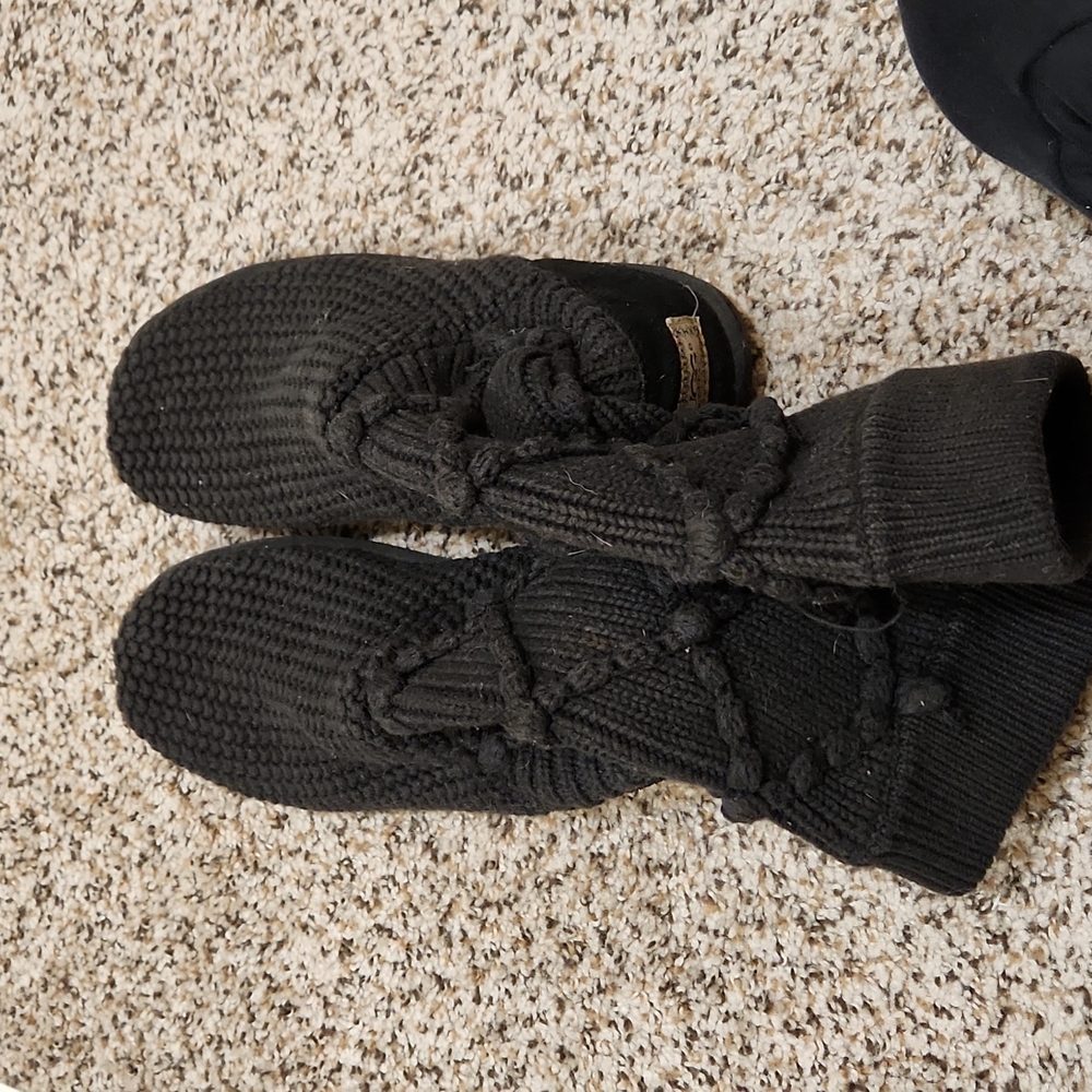 Knit Uggs - image 3